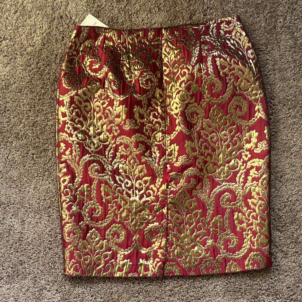 NWT Sunny Leigh Burgundy and Gold Brocade Pencil Skirt